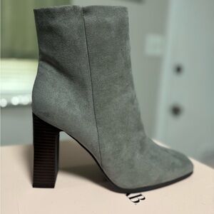 JustFab Gray Suede Almond Toe Block Heel Ankle Boots